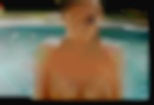 Singles and nightclub swinger club as well near La Puente.